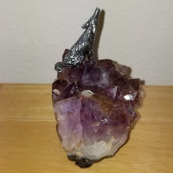 #1148 Rare Collectible Real Amethyst with Wolf - Picture 7 of 12
